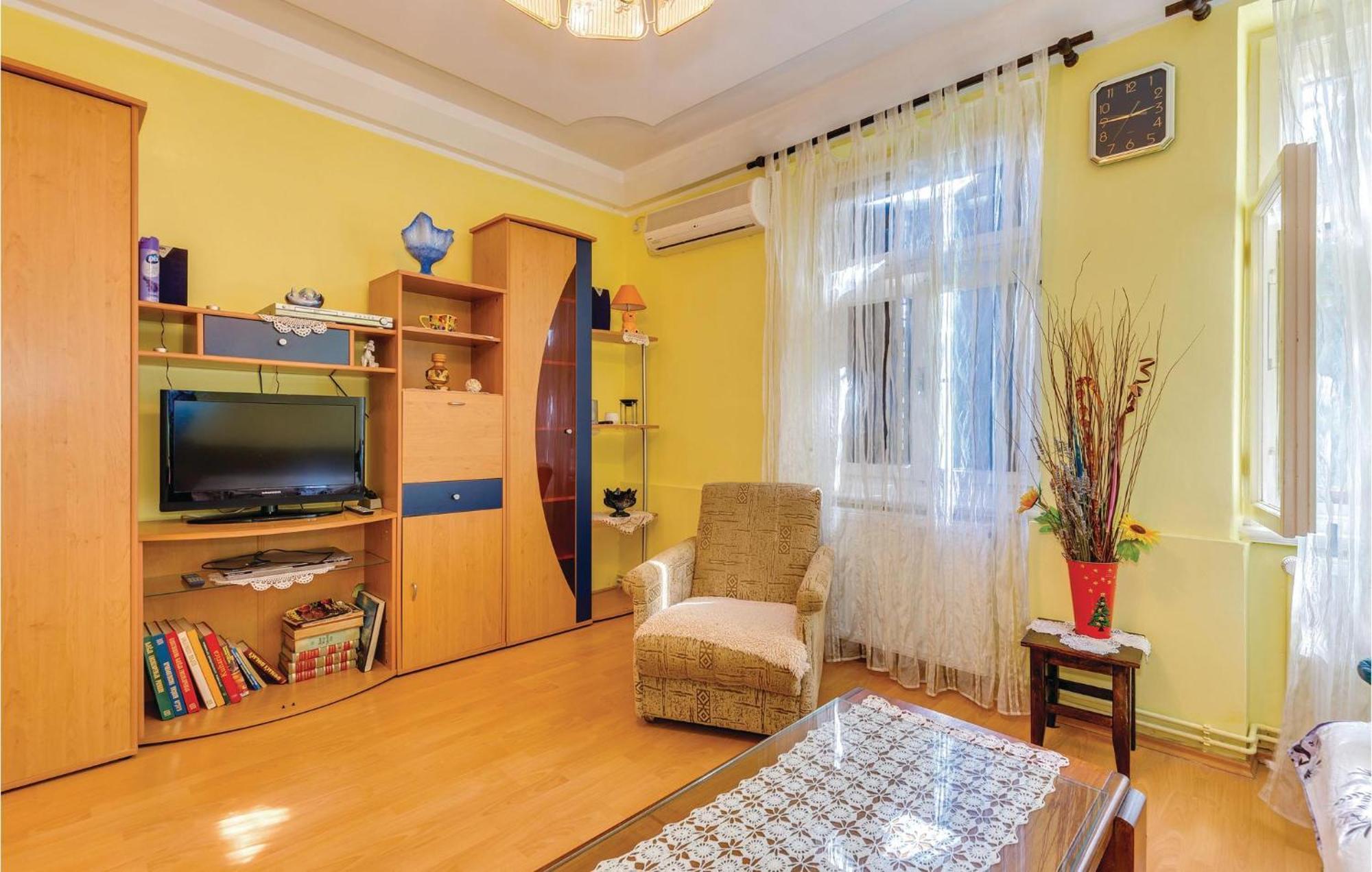 1 Bedroom Beautiful Apartment In Bakar Exterior photo